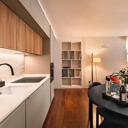 Arts Club By Feel Discovery